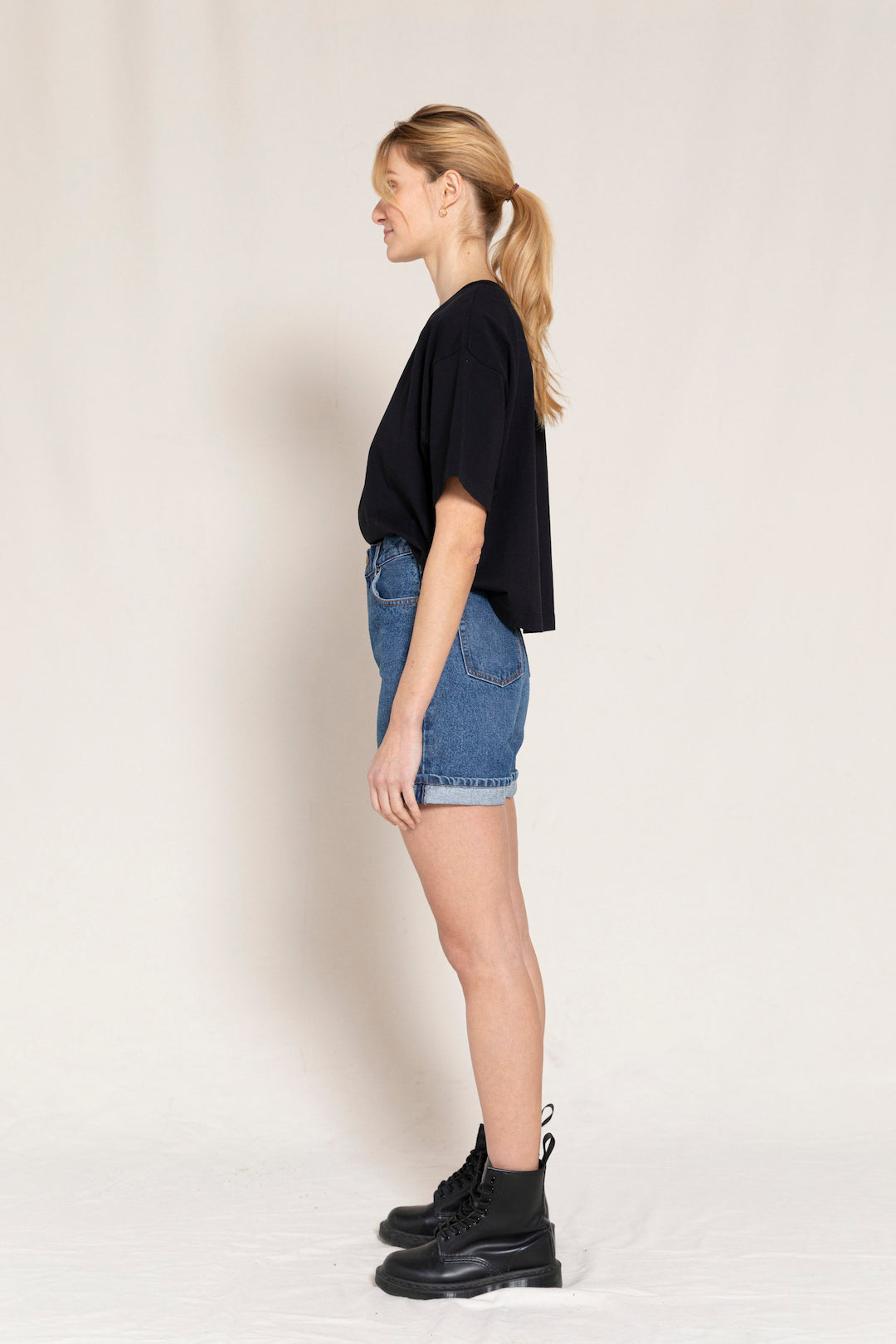 CHERRYL Medium Blue - High Waist 5-Pocket Shorts | Women