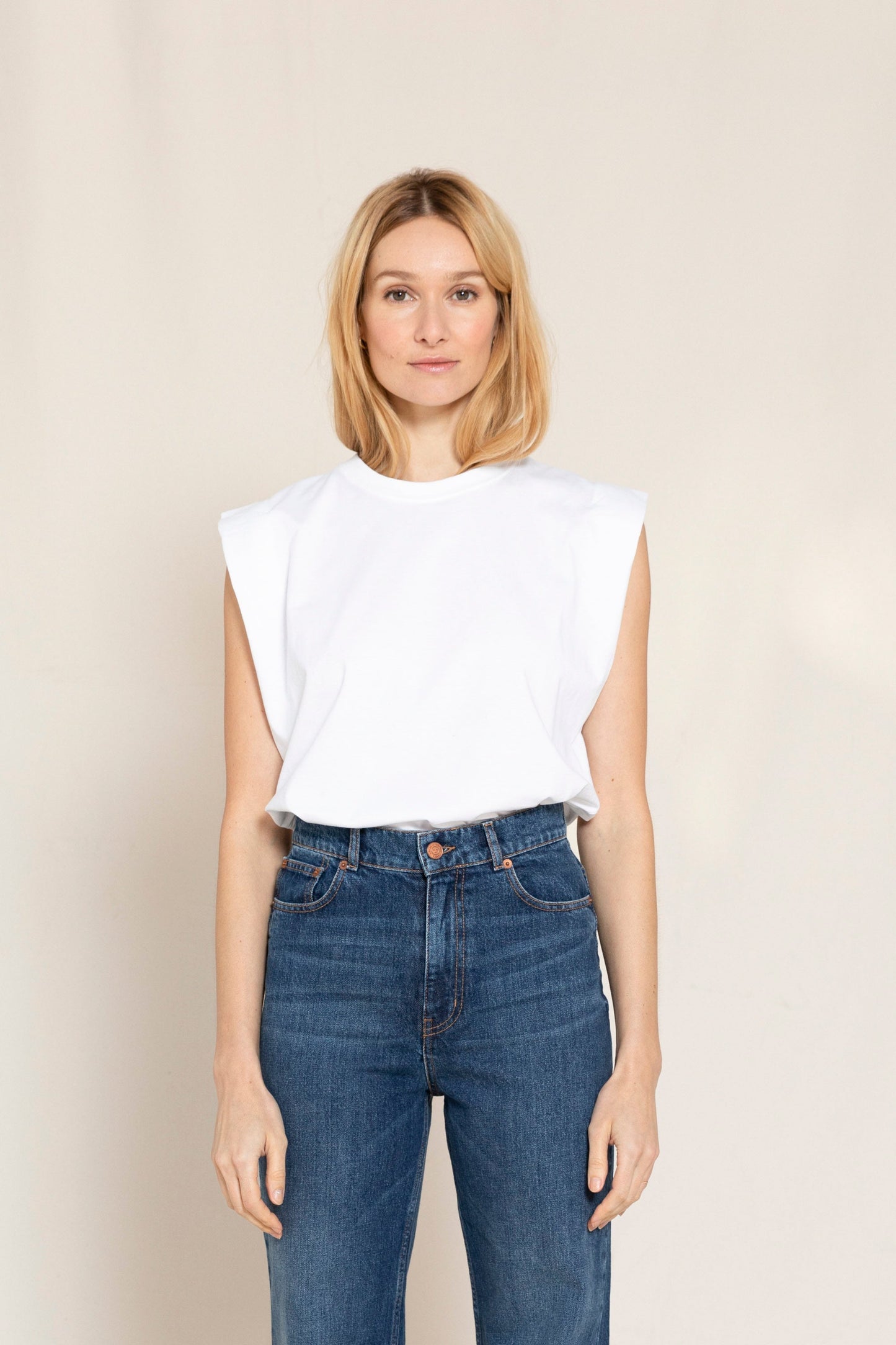 SC 003 White - Sleeveless T Shirt | Women
