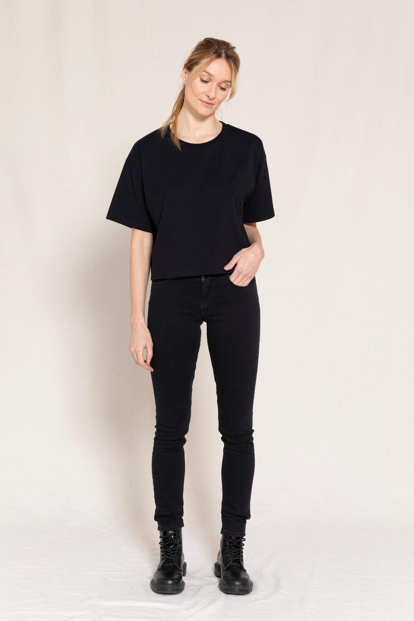 TAMA Black Denim - Skinny Fit Jeans | Women