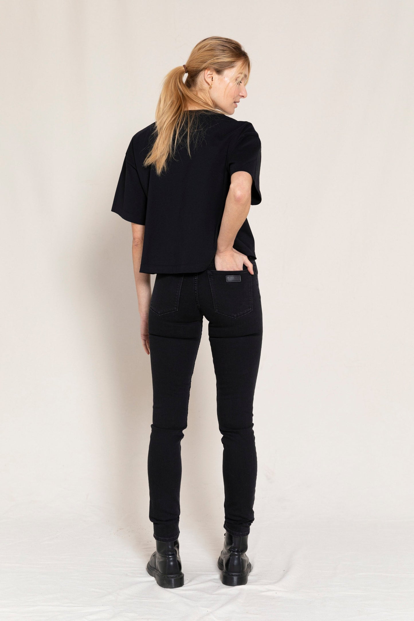 TAMA Black Denim - Skinny Fit Jeans | Women